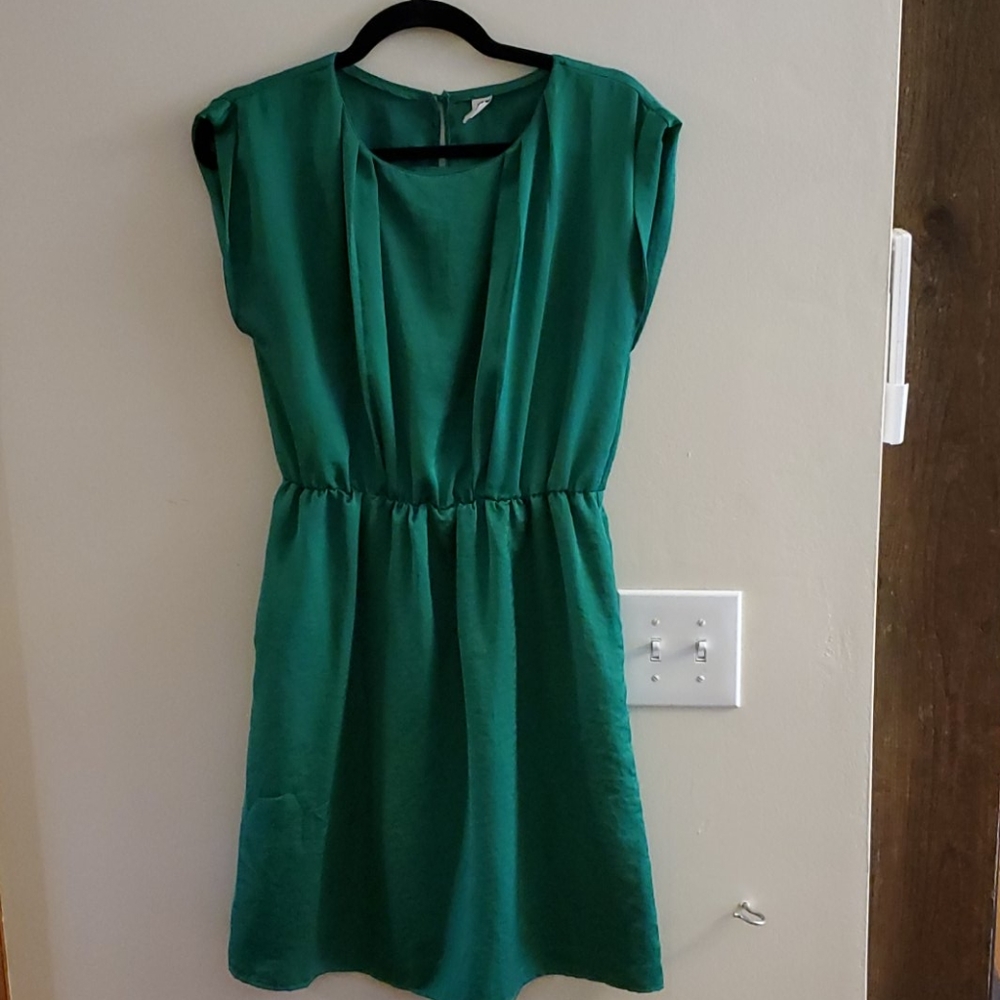 Green dress WITH POCKETS